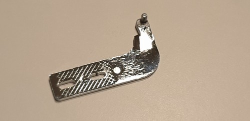 Charnière four micro onde
